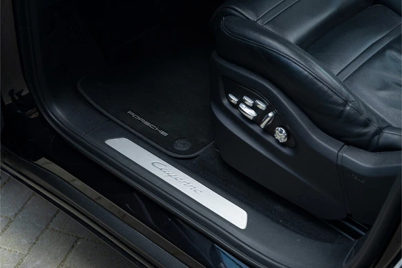 Porsche Cayenne - Afbeelding 17 van 30