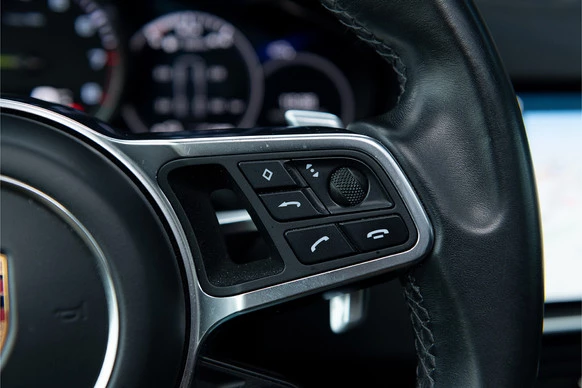 Porsche Cayenne - Afbeelding 29 van 30