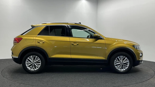 Volkswagen T-Roc - Afbeelding 13 van 30