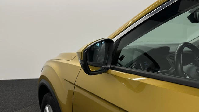 Volkswagen T-Roc - Afbeelding 17 van 30