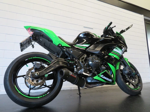 Kawasaki Ninja 650 - Afbeelding 13 van 14