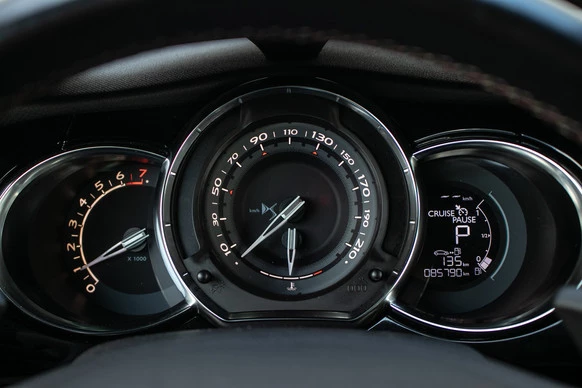 DS DS 3 - Afbeelding 18 van 30