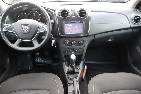 Dacia Logan - Afbeelding 2 van 30