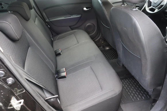 Dacia Logan - Afbeelding 17 van 30