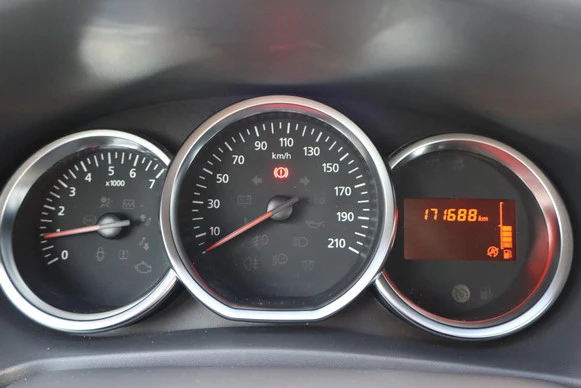 Dacia Logan - Afbeelding 29 van 30