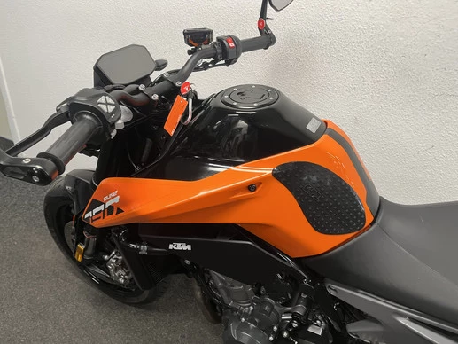 KTM 790 Duke - Afbeelding 17 van 20