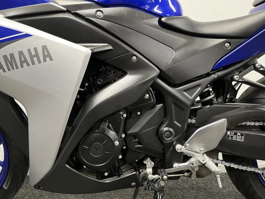 Yamaha YZF - Afbeelding 18 van 22