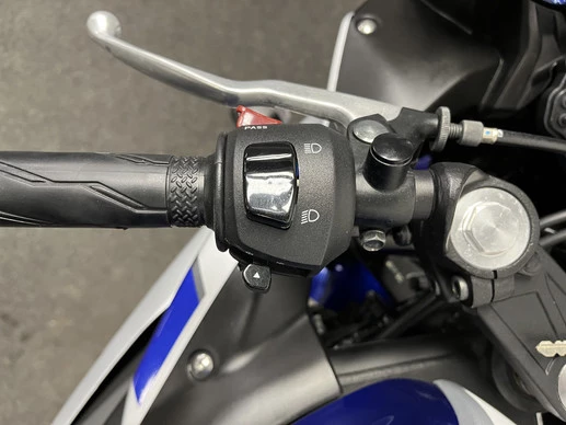 Yamaha YZF - Afbeelding 21 van 22