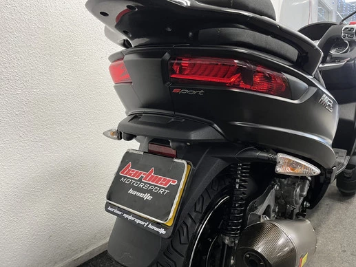 Piaggio MP3 - Afbeelding 11 van 23