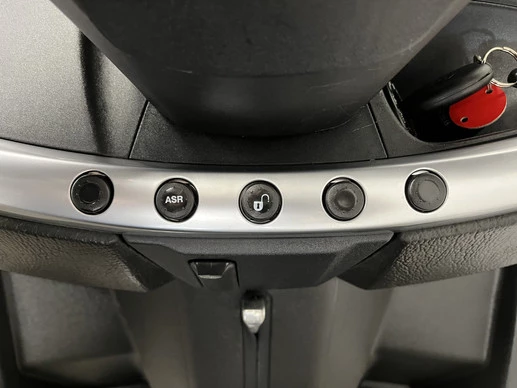 Piaggio MP3 - Afbeelding 23 van 23