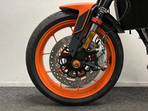 KTM 890 - Afbeelding 17 van 23