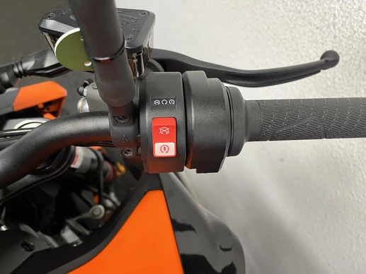 KTM 890 - Afbeelding 23 van 23