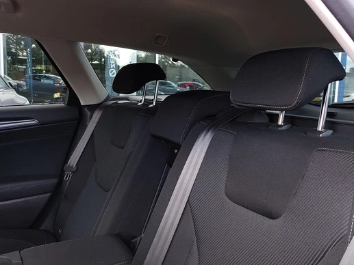 Ford Mondeo - Afbeelding 28 van 30