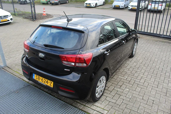 Kia Rio - Afbeelding 6 van 21