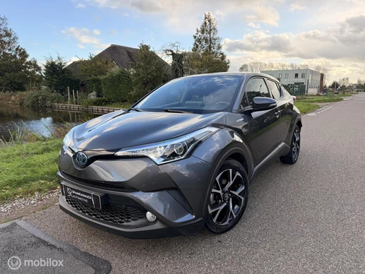 Toyota C-HR - Afbeelding 1 van 30