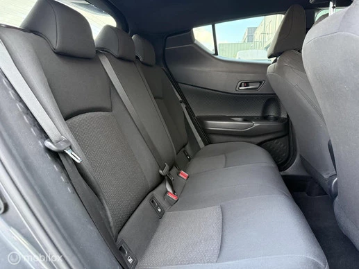 Toyota C-HR - Afbeelding 11 van 30
