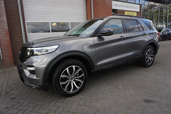 Ford Explorer - Afbeelding 1 van 30