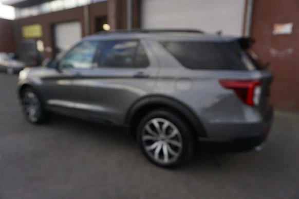 Ford Explorer - Afbeelding 10 van 30