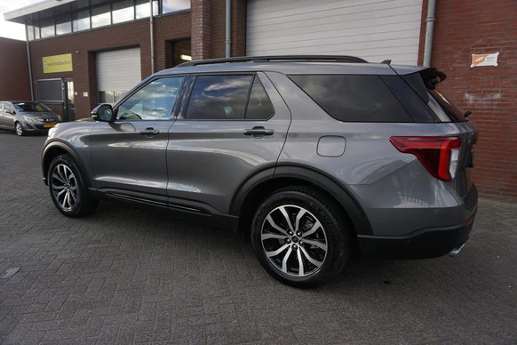 Ford Explorer - Afbeelding 11 van 30