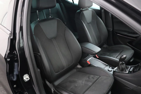 Opel Astra - Afbeelding 14 van 30