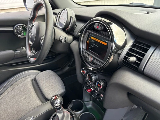 MINI Cooper - Afbeelding 19 van 30