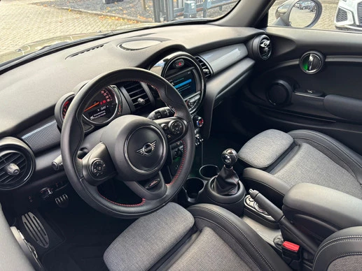 MINI Cooper - Afbeelding 24 van 30