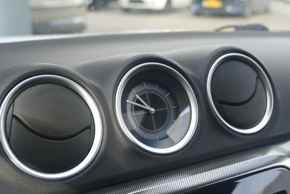 Suzuki Vitara - Afbeelding 14 van 30