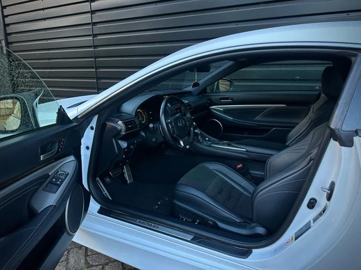 Lexus RC - Afbeelding 20 van 30