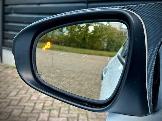 Lexus RC - Afbeelding 27 van 30