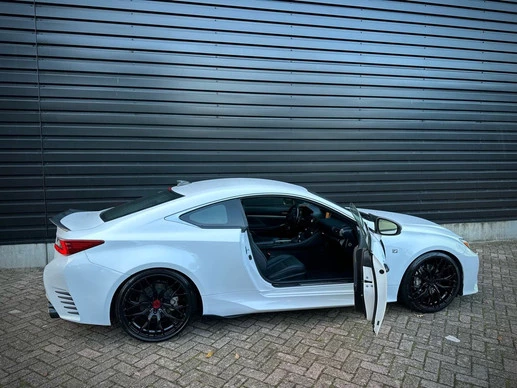 Lexus RC - Afbeelding 29 van 30