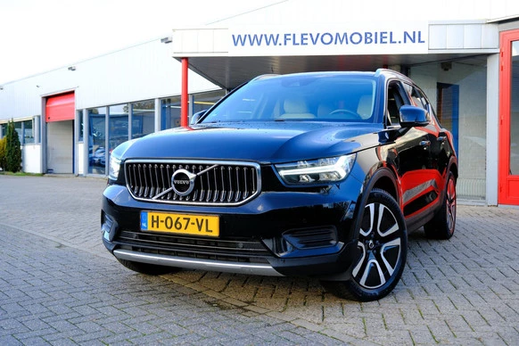 Volvo XC40 - Afbeelding 1 van 30