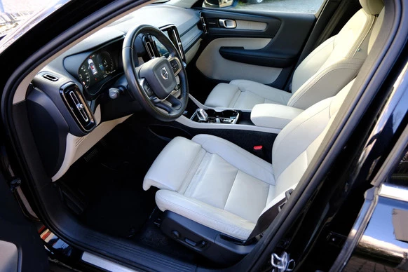 Volvo XC40 - Afbeelding 2 van 30