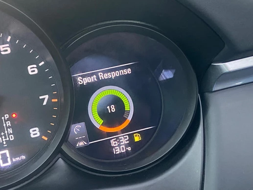 Porsche Macan - Afbeelding 14 van 16