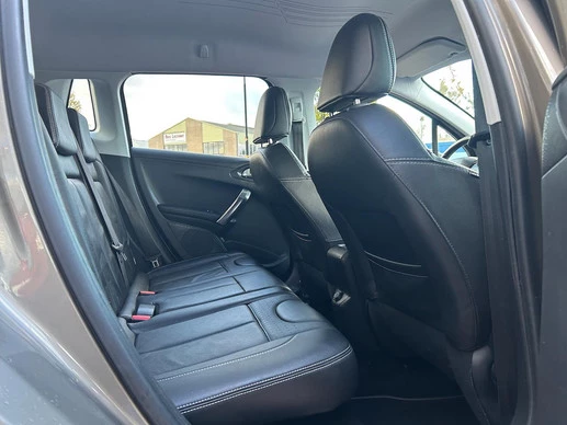 Peugeot 2008 - Afbeelding 10 van 19
