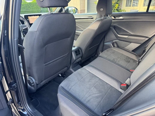 Volkswagen T-Roc - Afbeelding 19 van 30