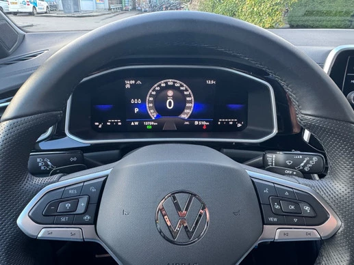 Volkswagen T-Roc - Afbeelding 20 van 30