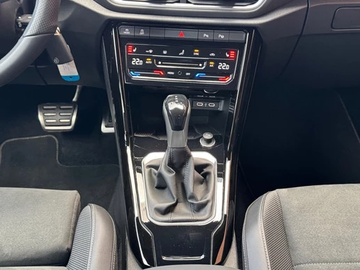 Volkswagen T-Roc - Afbeelding 27 van 30