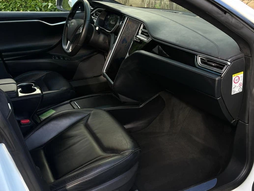 Tesla Model S - Afbeelding 15 van 24
