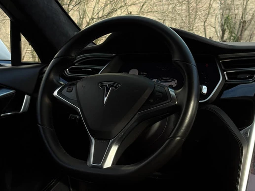 Tesla Model S - Afbeelding 20 van 24