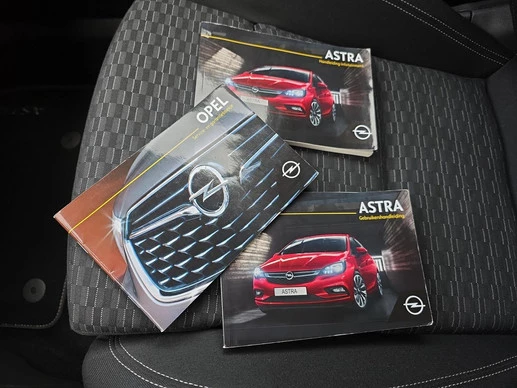 Opel Astra - Afbeelding 25 van 28