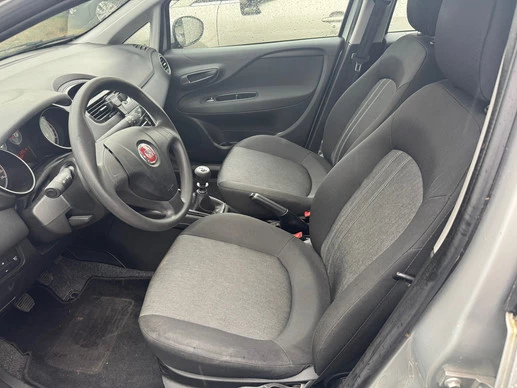 Fiat Punto - Afbeelding 14 van 18