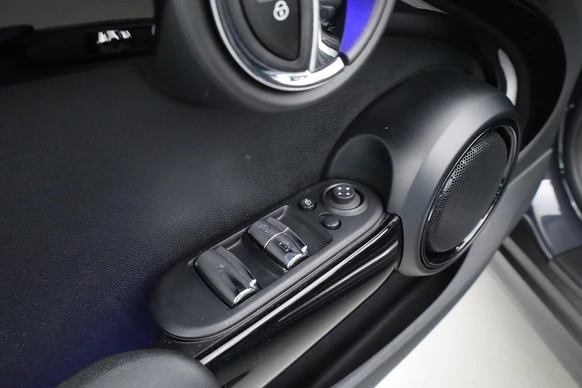 MINI Cooper S Cabrio - Afbeelding 7 van 30