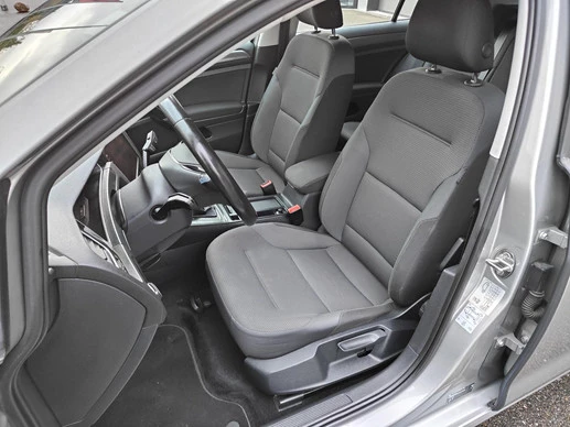 Volkswagen e-Golf - Afbeelding 10 van 20