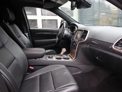 Jeep Grand Cherokee - Afbeelding 14 van 25