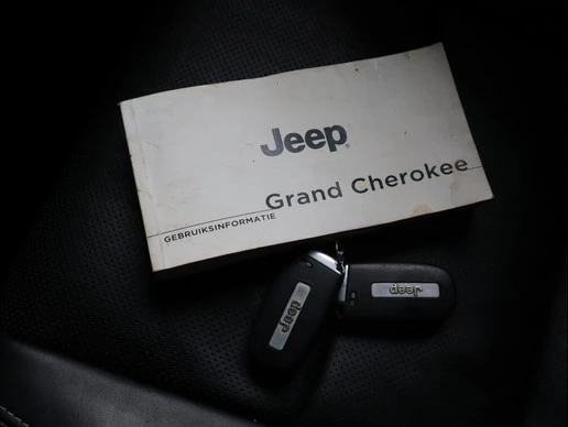 Jeep Grand Cherokee - Afbeelding 23 van 25