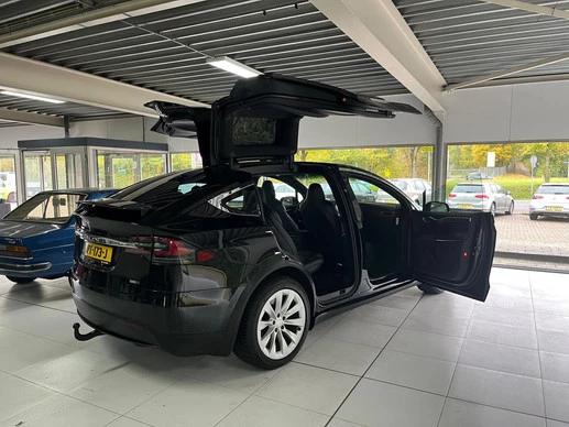 Tesla Model X - Afbeelding 4 van 30
