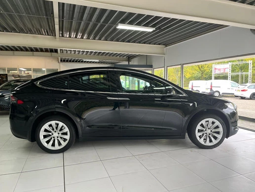 Tesla Model X - Afbeelding 6 van 30