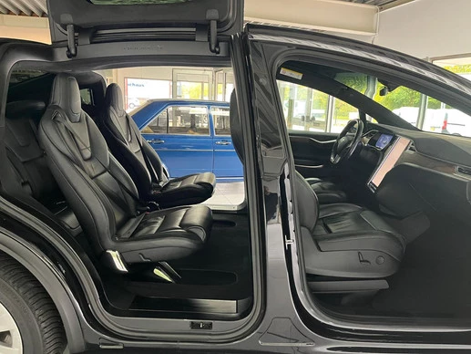 Tesla Model X - Afbeelding 13 van 30