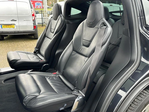 Tesla Model X - Afbeelding 14 van 30