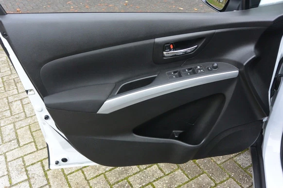 Suzuki S-Cross - Afbeelding 16 van 27